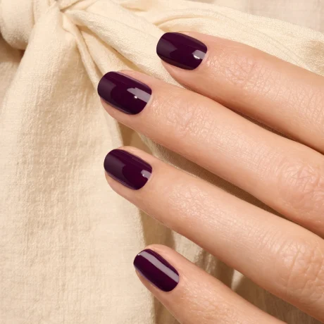 Ducros_Manucurist_Q250903-20-AUBERGINE-STYLISME-INGRID-1435_Adb98-min