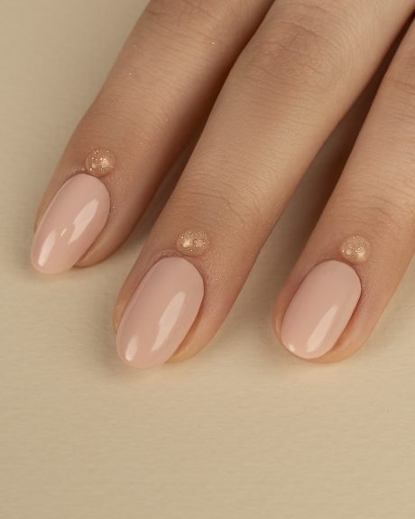 Ethos-Golden-Nail-Serum-Creative-9-scaled-1.jpg
